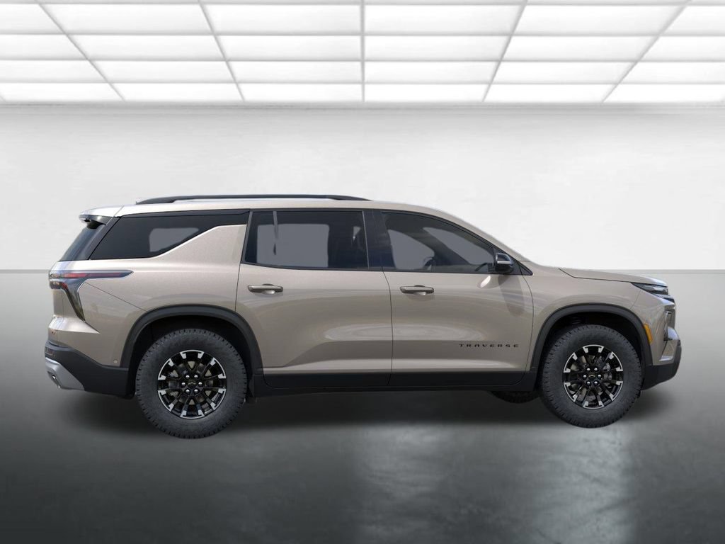 New 2026 Chevrolet Traverse Z71 w/ Driver Confidence Package AWD/4WD image 6