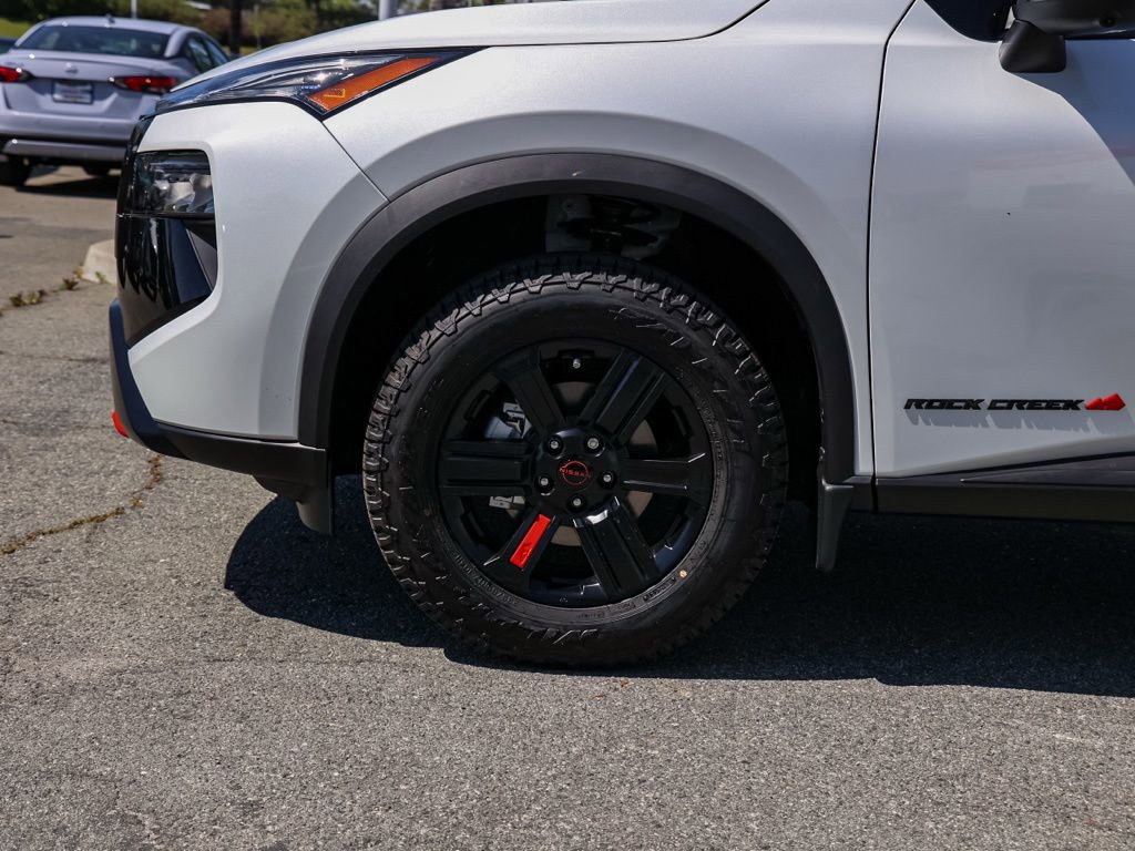 New 2026 Nissan Rogue SV image 10