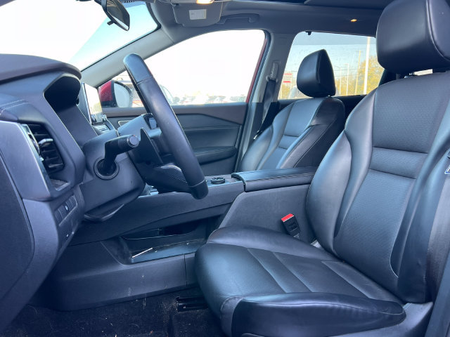 Used 2021 Nissan Rogue SV w/ Premium Package AWD/4WD image 3