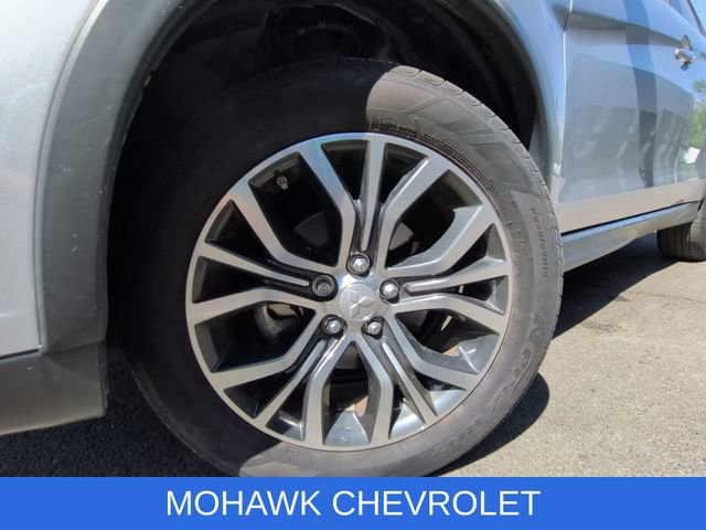 Used 2017 Mitsubishi Outlander Sport SE AWD/4WD image 8