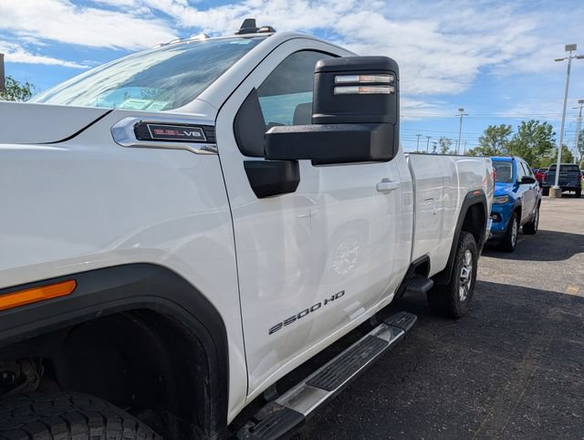 Used 2022 GMC Sierra 2500 SLE w/ SLE Convenience Package AWD/4WD image 4