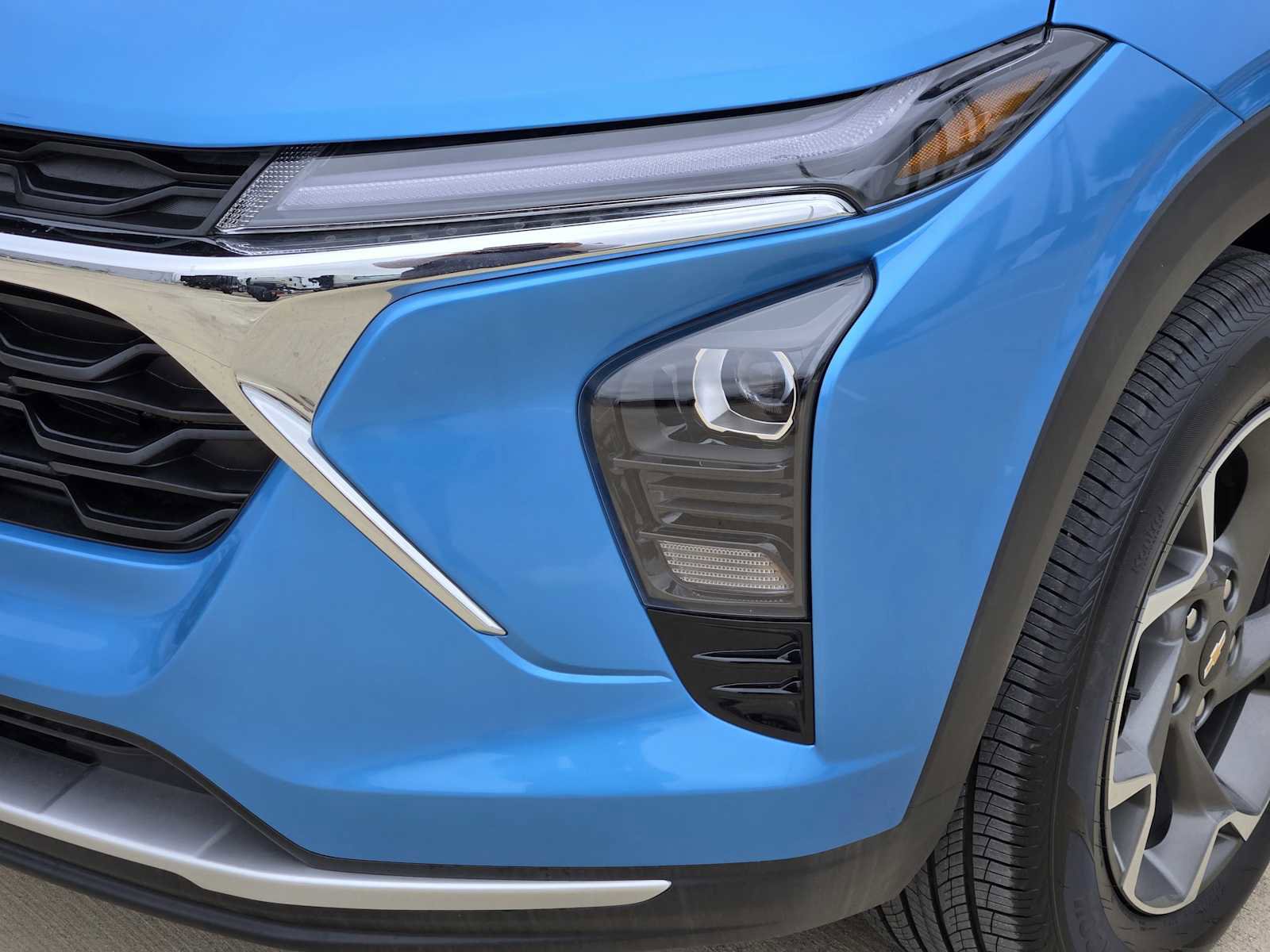 New 2025 Chevrolet Trax LT w/ Driver Confidence Package image 6