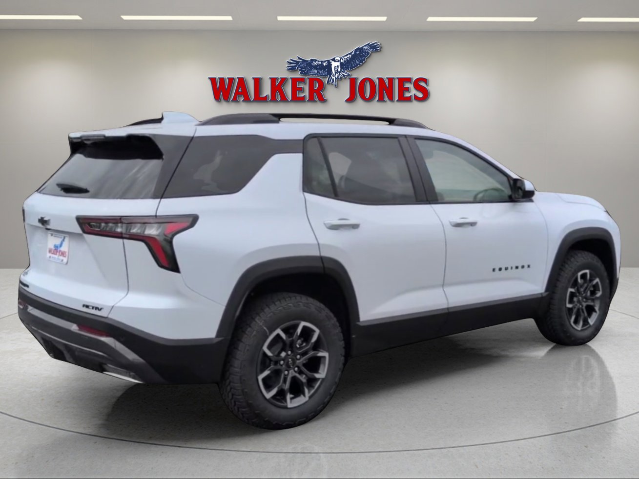 New 2026 Chevrolet Equinox ACTIV image 3