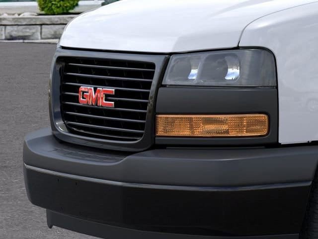 New 2026 GMC Savana 2500 RWD image 13