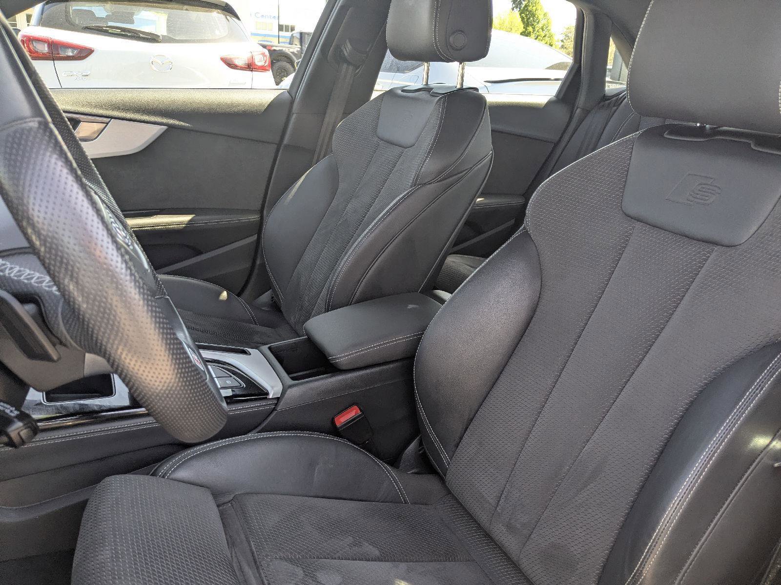 Used 2021 Audi A4 2.0T Premium Plus w/ Premium Plus Package AWD/4WD image 18
