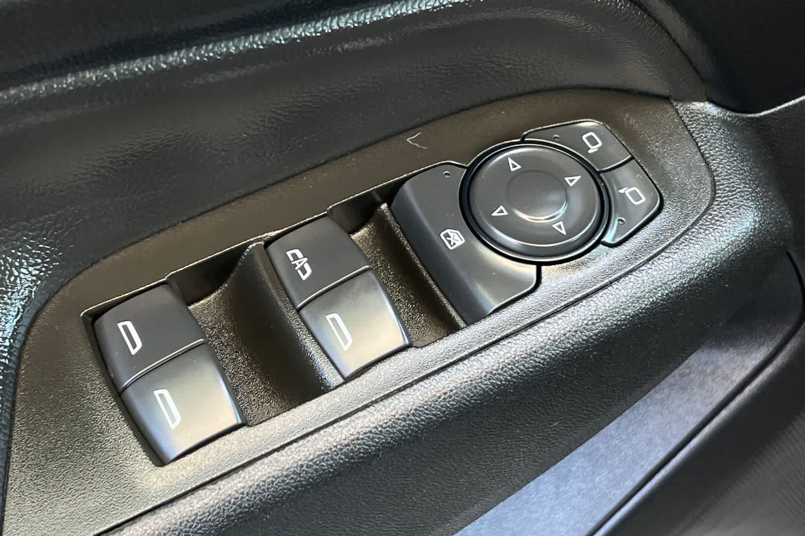 Used 2023 Chevrolet Equinox LT FWD image 14