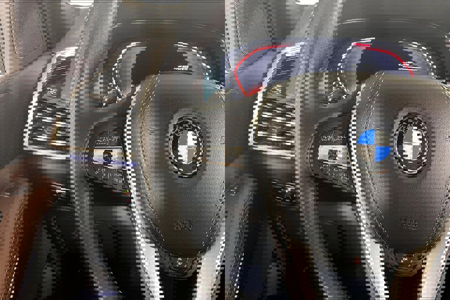 Certified 2023 BMW X5 xDrive40i w/ Premium Package image 18