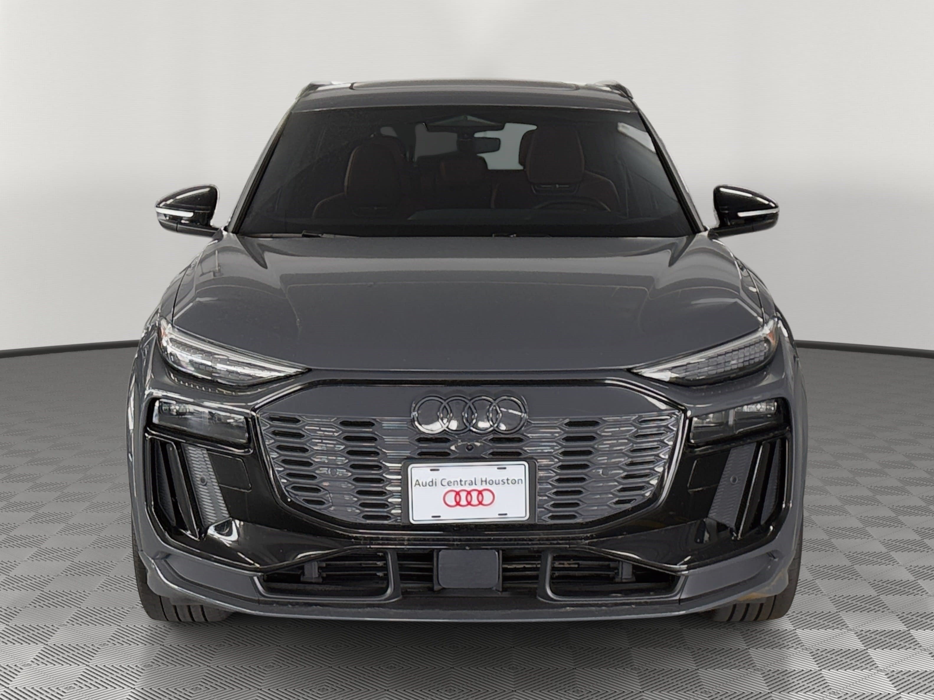 Certified 2025 Audi SQ6 e-tron Prestige w/ 21" Black Optic Wheel Package AWD/4WD image 6