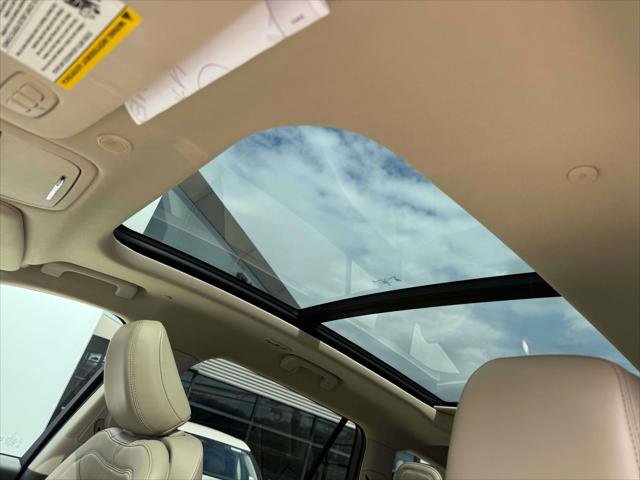 Used 2023 Lincoln Aviator Reserve w/ Elements Package Plus image 17