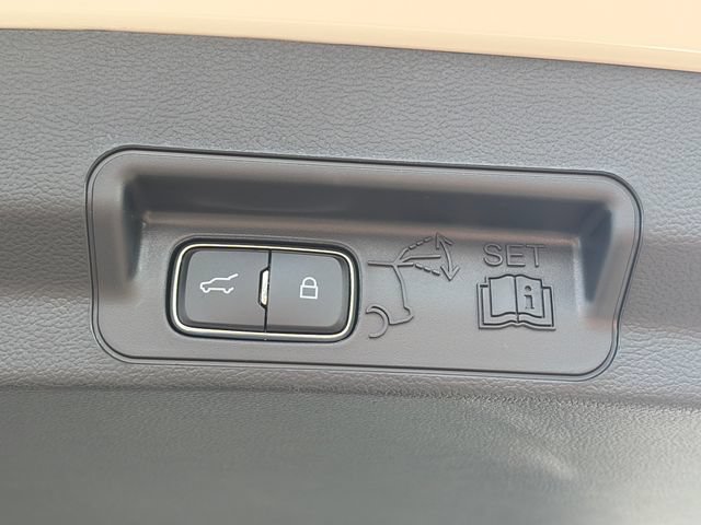 New 2026 Ford Explorer Tremor w/ Tremor Ultimate Package AWD/4WD image 9