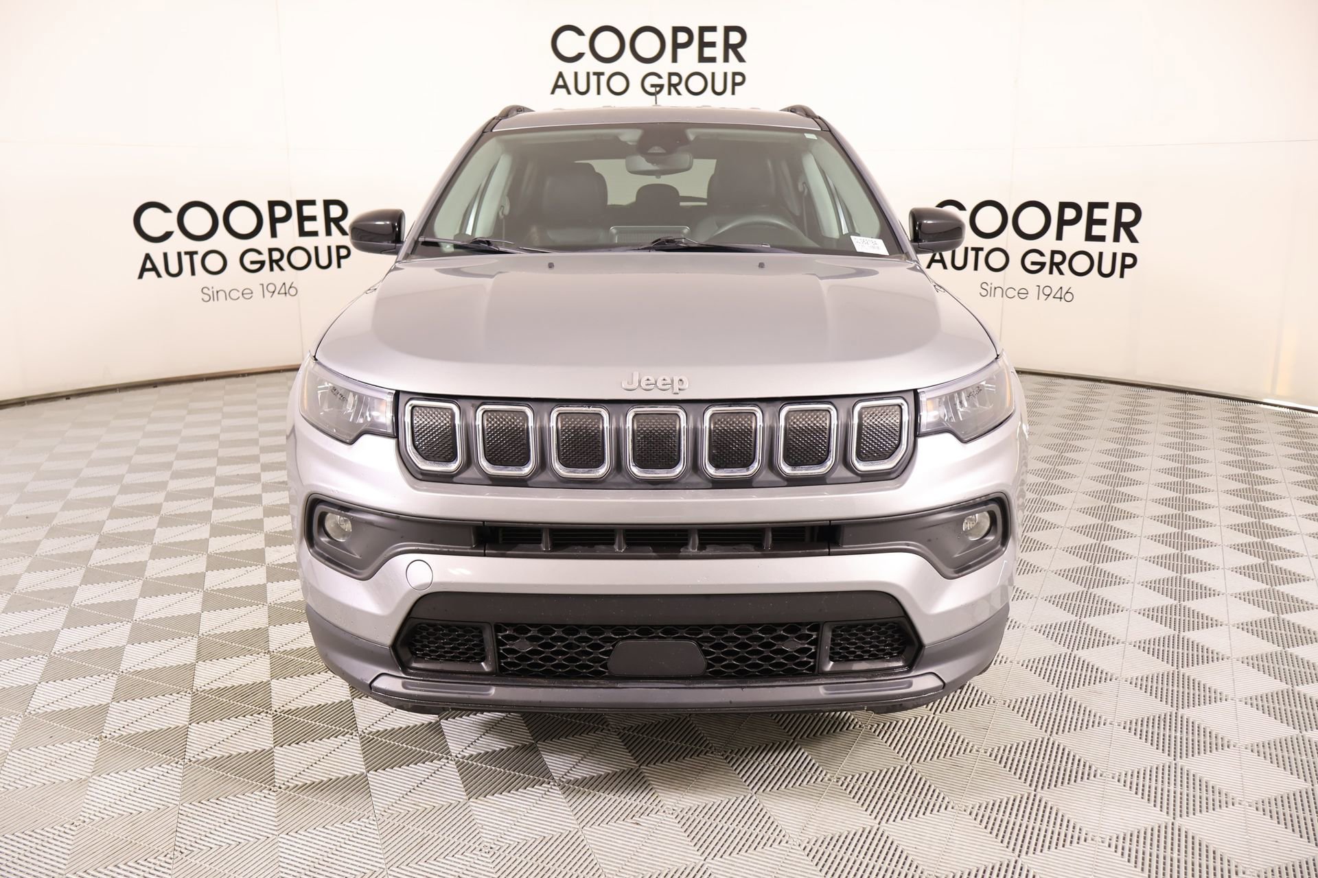 Used 2022 Jeep Compass Latitude image 8