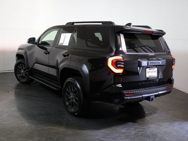 Used 2025 Toyota 4Runner SR5 AWD/4WD image 2