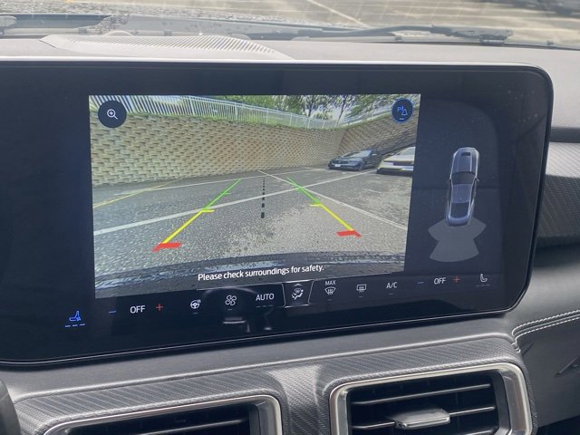 Used 2024 Ford Mustang Premium image 3