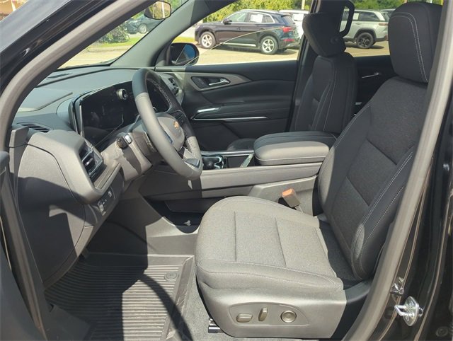 New 2026 Chevrolet Traverse LT w/ LPO, Floor Liner Package image 19