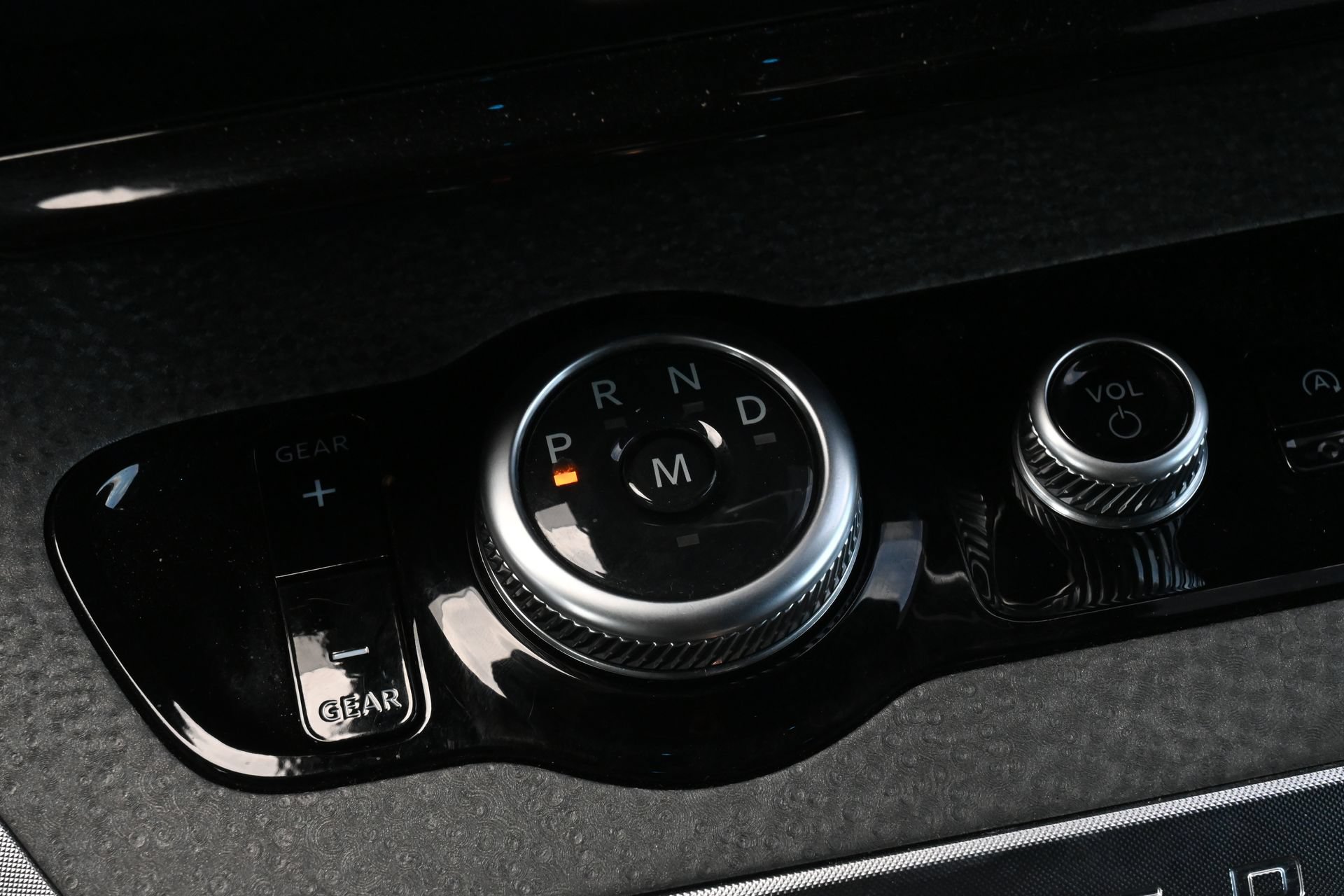 Used 2025 Ford Expedition Tremor AWD/4WD image 15