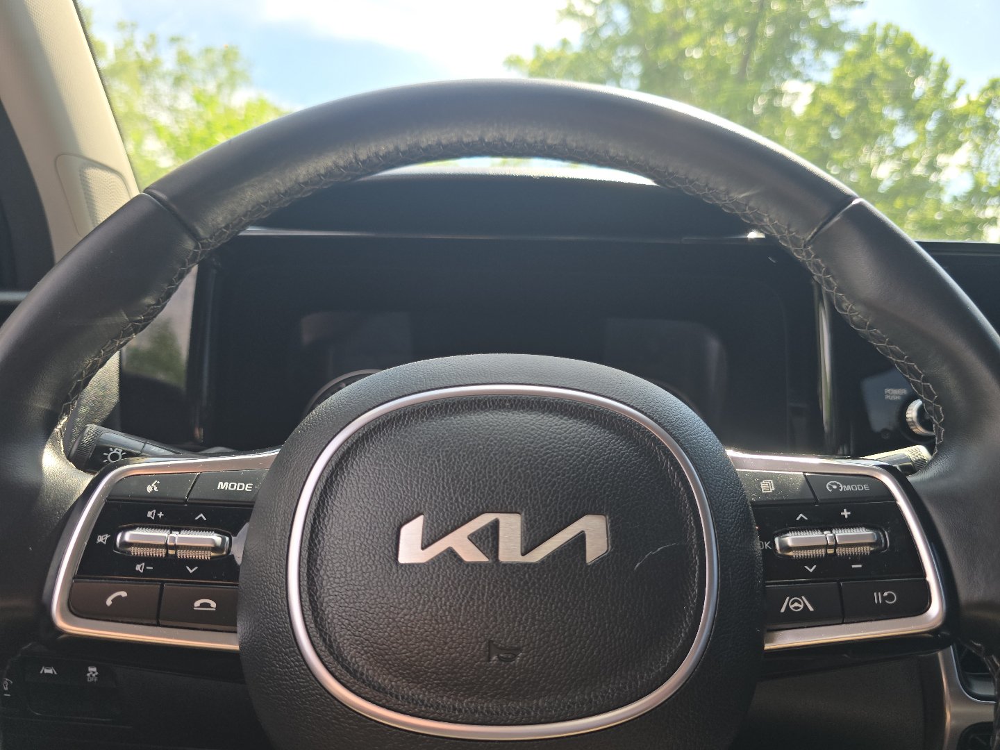 Used 2023 Kia Sorento S FWD image 27