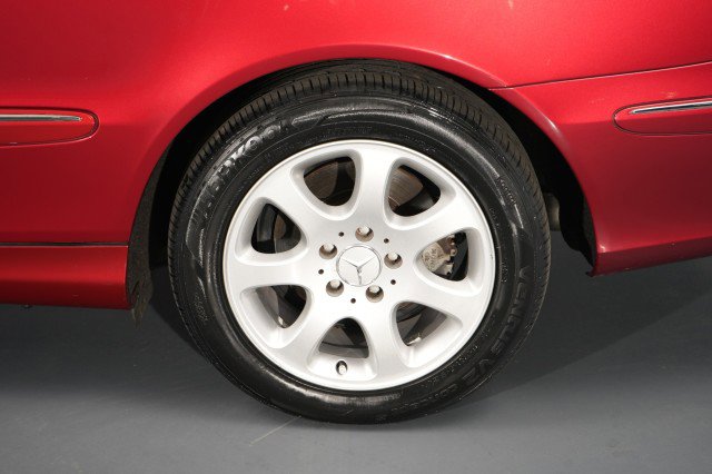 Used 2004 Mercedes-Benz CLK 320 Cabriolet image 36