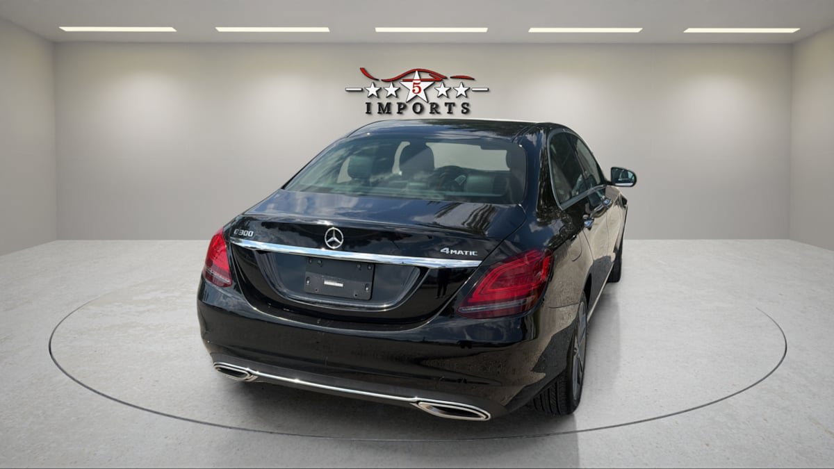 Used 2020 Mercedes-Benz C 300 4MATIC Sedan image 4
