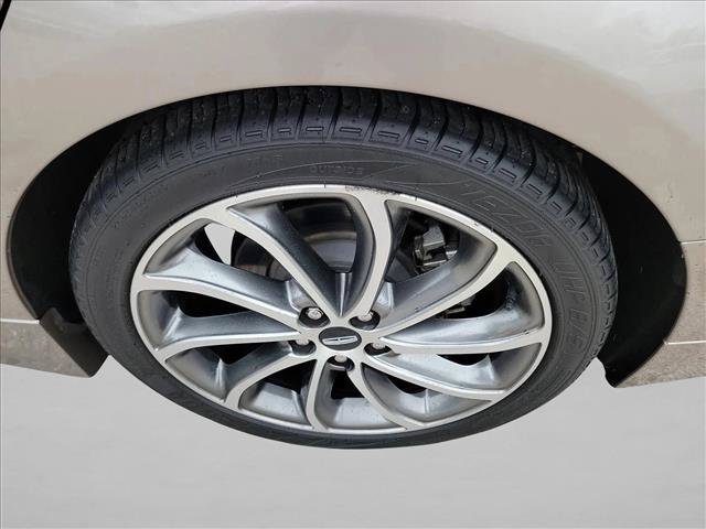 Used 2018 Lincoln MKZ Reserve w/ Luxury Package FWD image 9