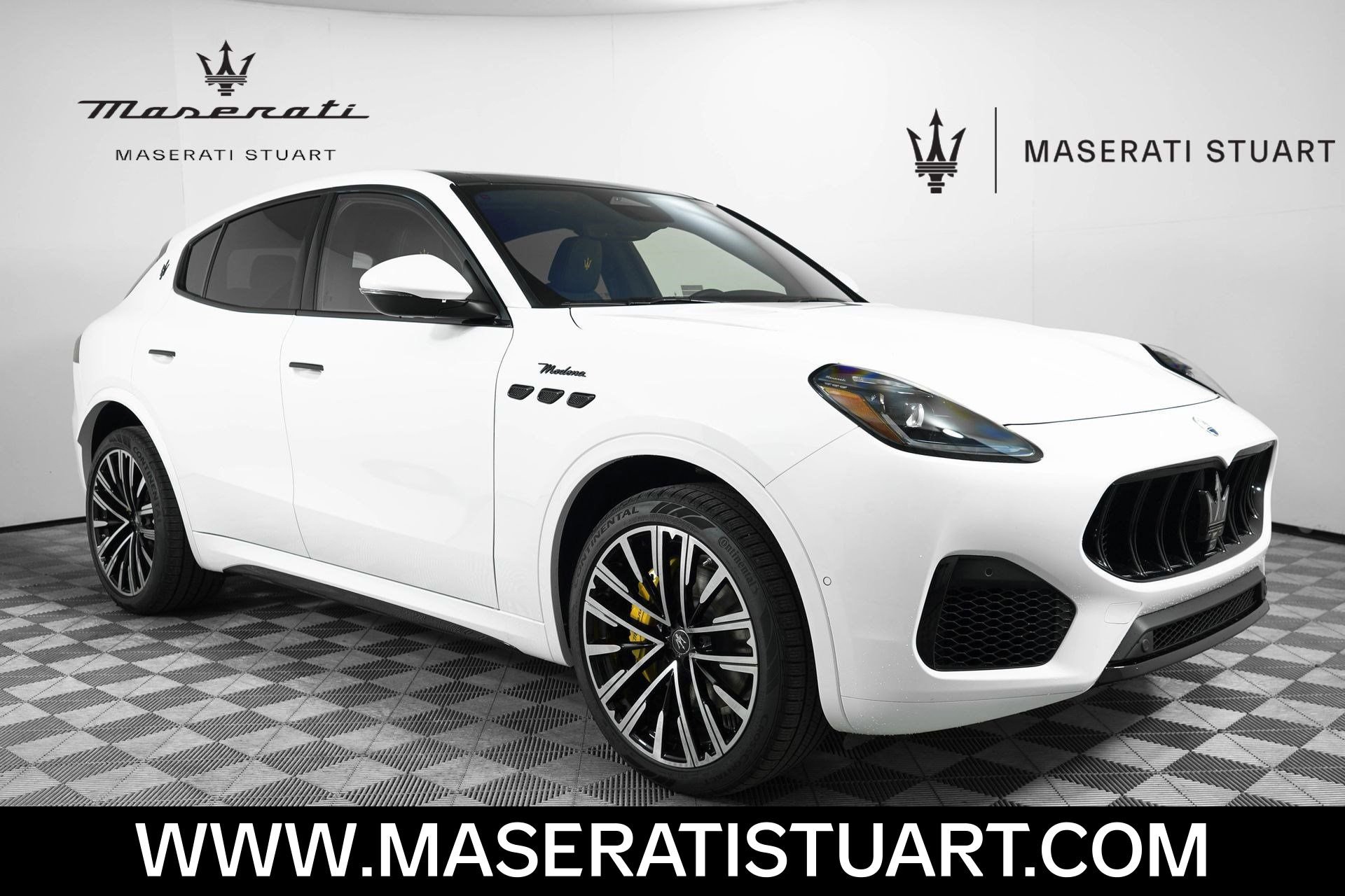 New 2025 Maserati Grecale Modena