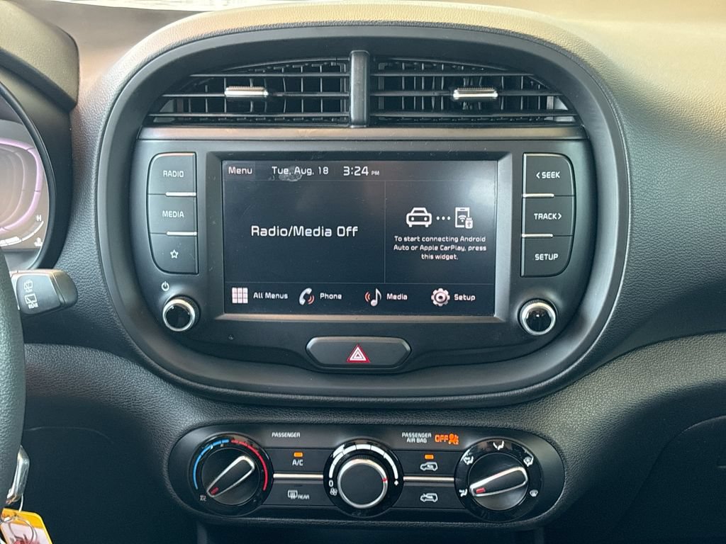 Used 2023 Kia Soul LX w/ Option Group 015 FWD image 14