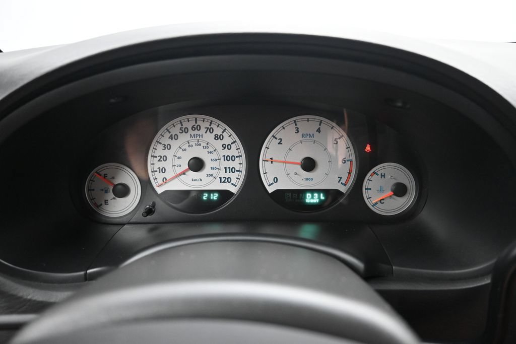 Used 2005 Chrysler Town & Country LX w/ Popular Equipment Group II FWD image 14