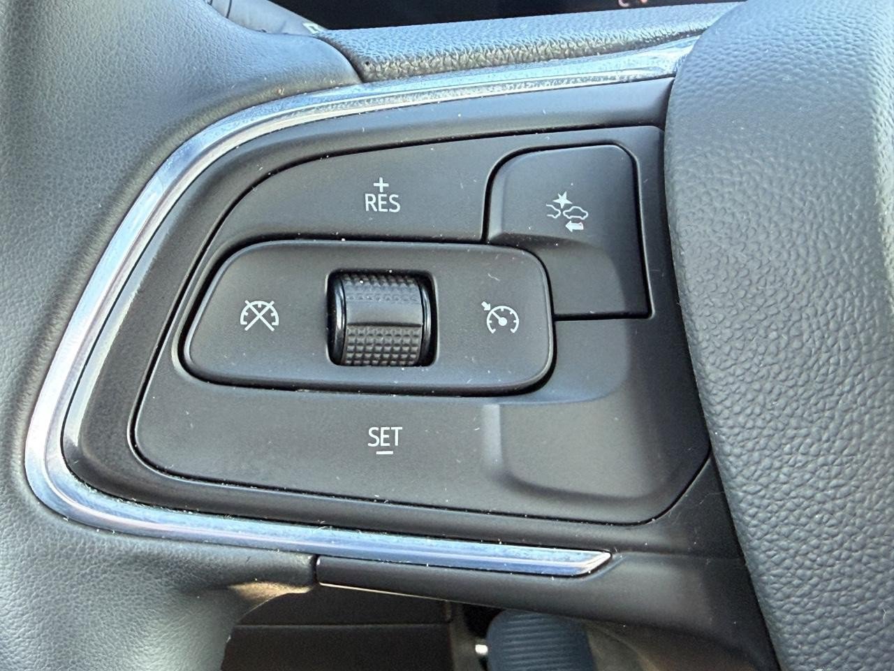 Used 2024 Buick Envista Sport Touring FWD image 13
