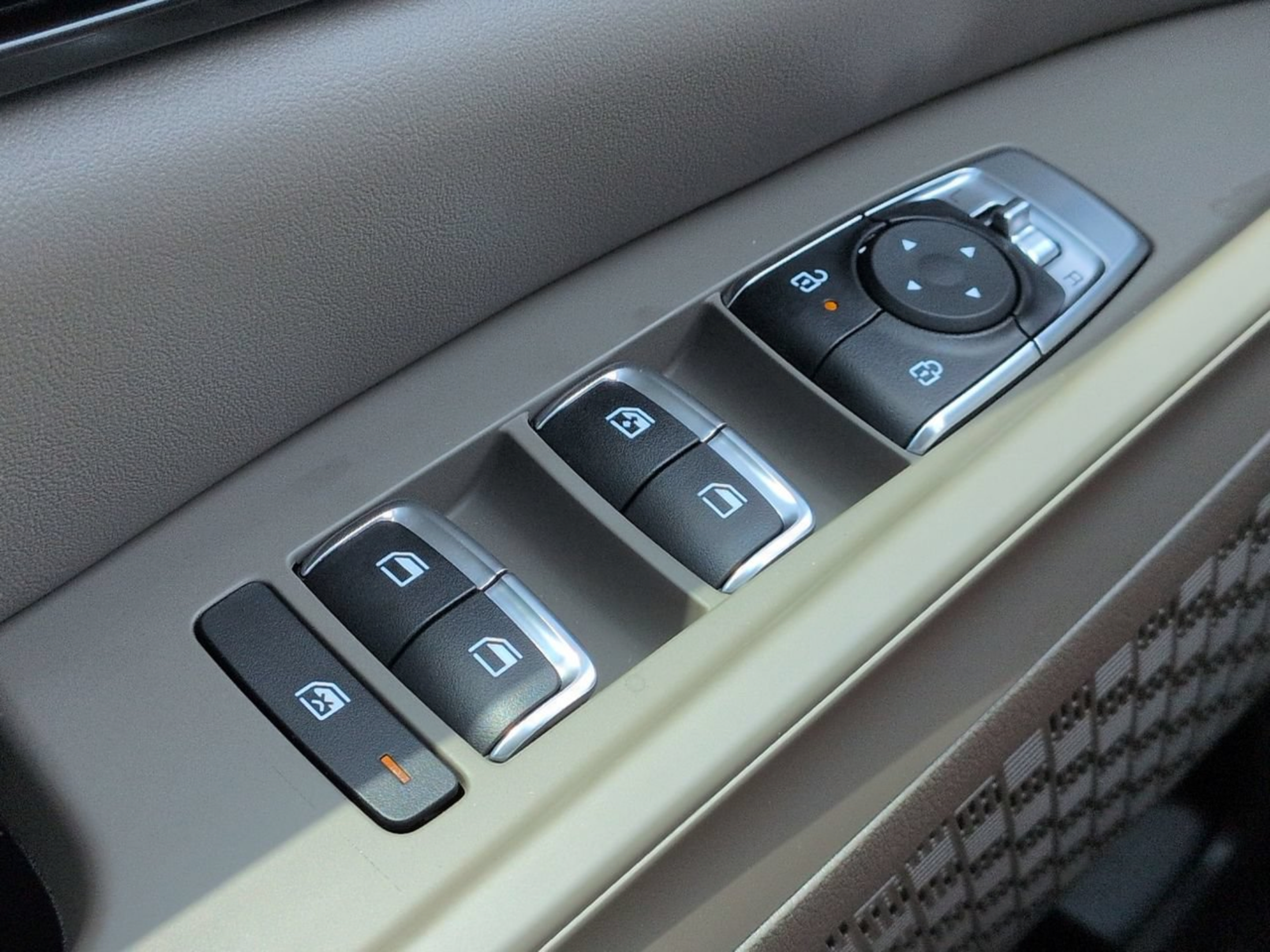 New 2027 Kia Carnival LX FWD image 27