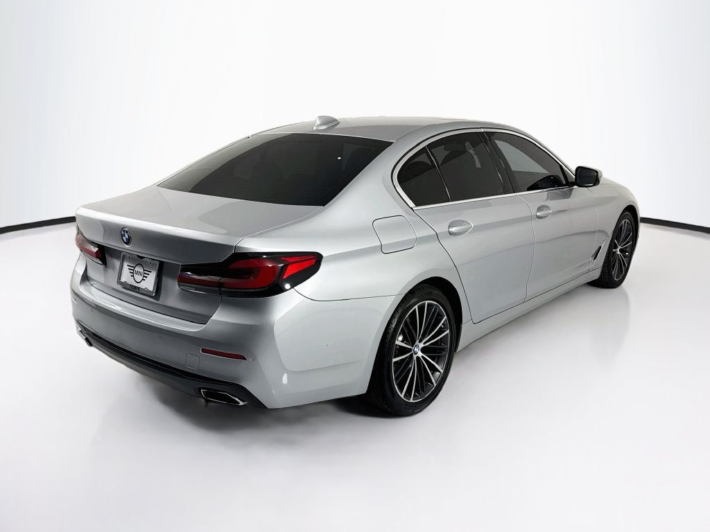 Used 2021 BMW 530i w/ Convenience Package RWD image 5