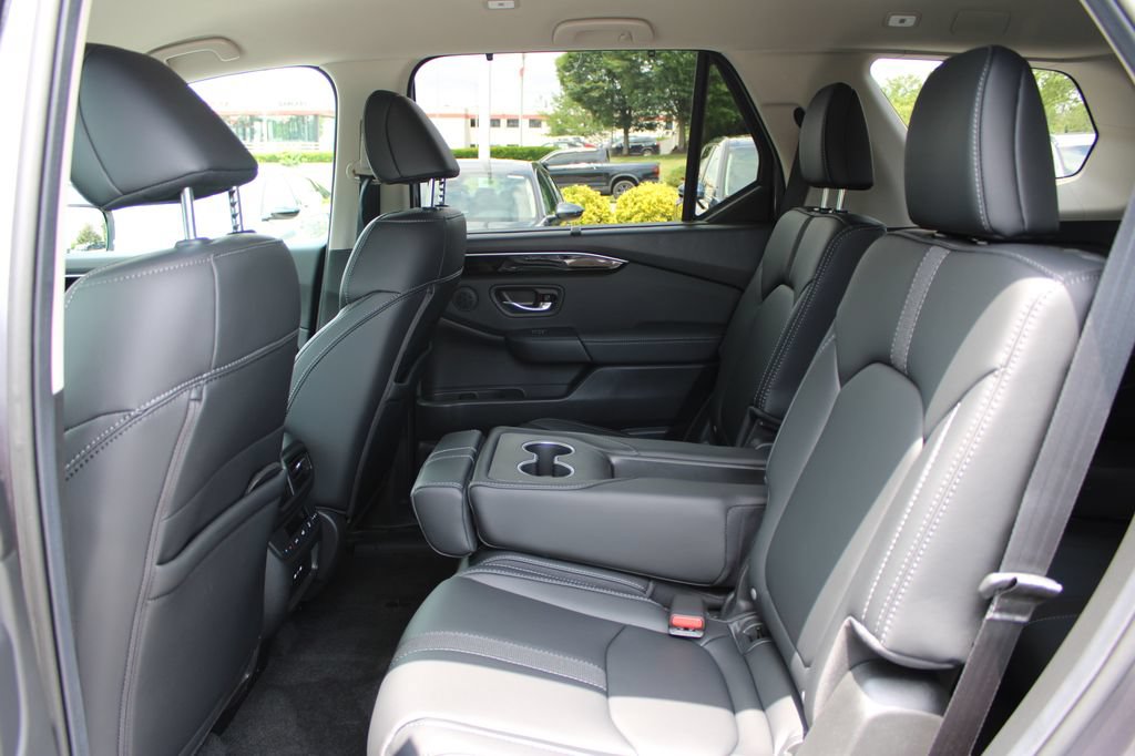 Certified 2025 Honda Pilot EX-L image 12