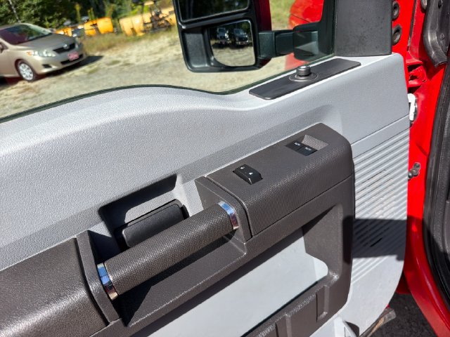 Used 2016 Ford F250 XL w/ XL Appearance Package AWD/4WD image 12