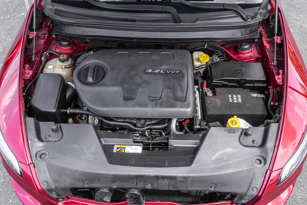 Used 2014 Jeep Cherokee Latitude FWD image 34