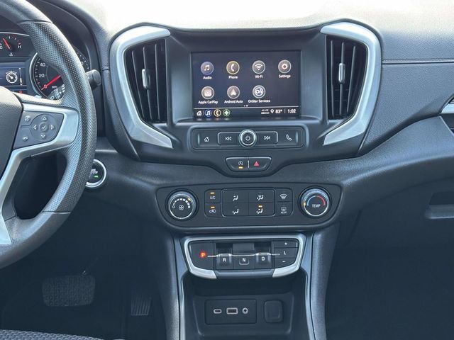 Used 2024 GMC Terrain SLE image 25