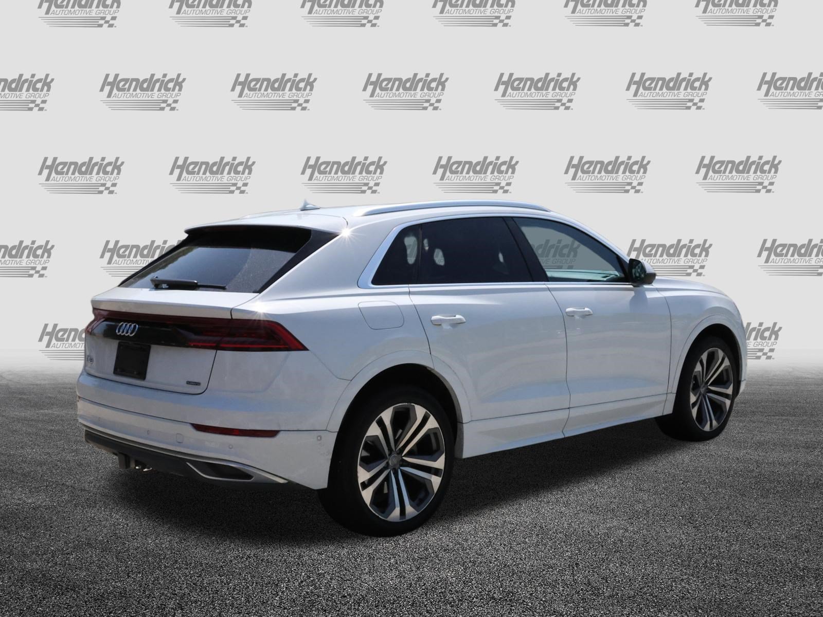 Used 2019 Audi Q8 Prestige w/ Towing Package AWD/4WD image 9