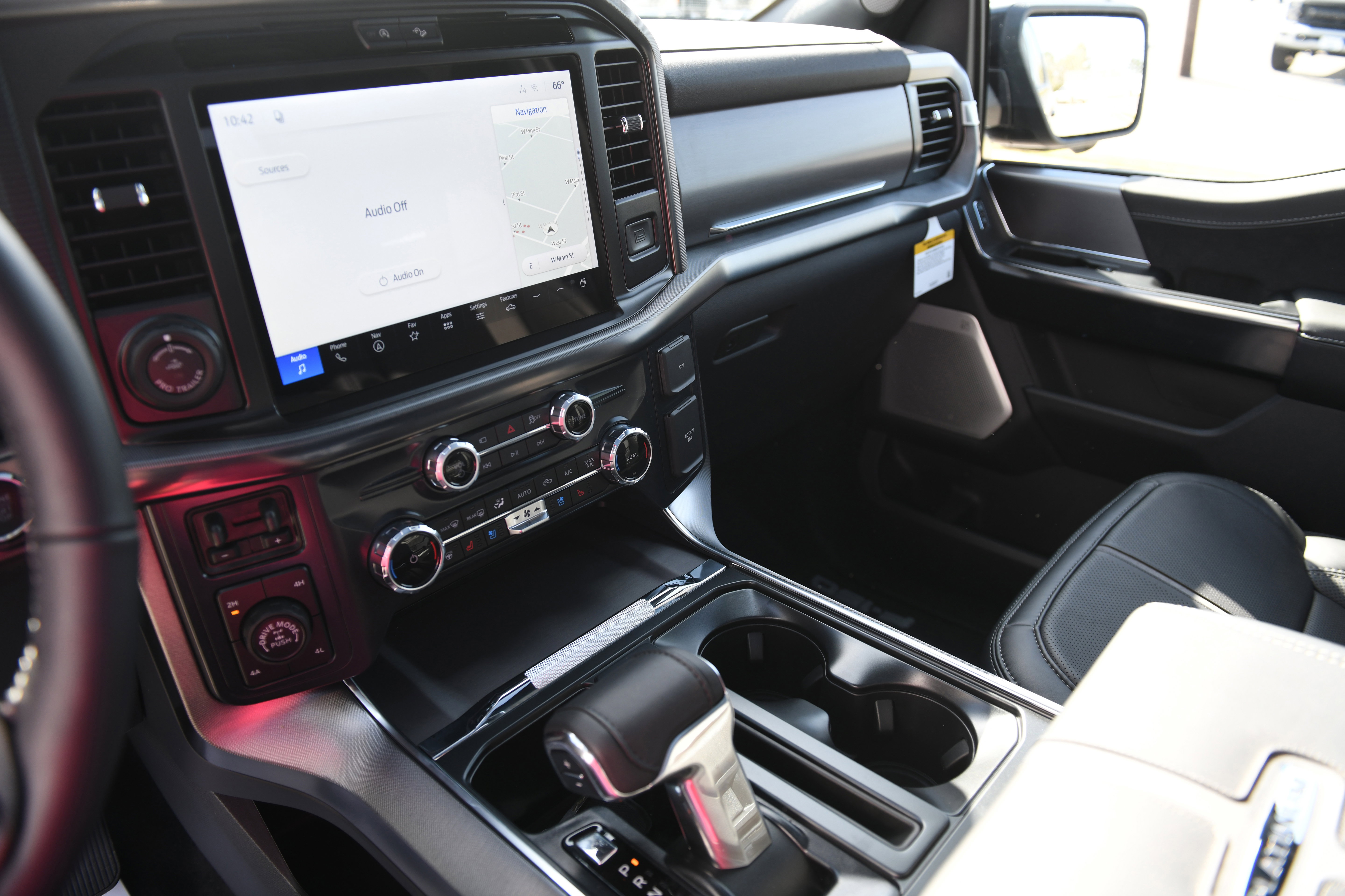 New 2026 Ford F150 Platinum image 18