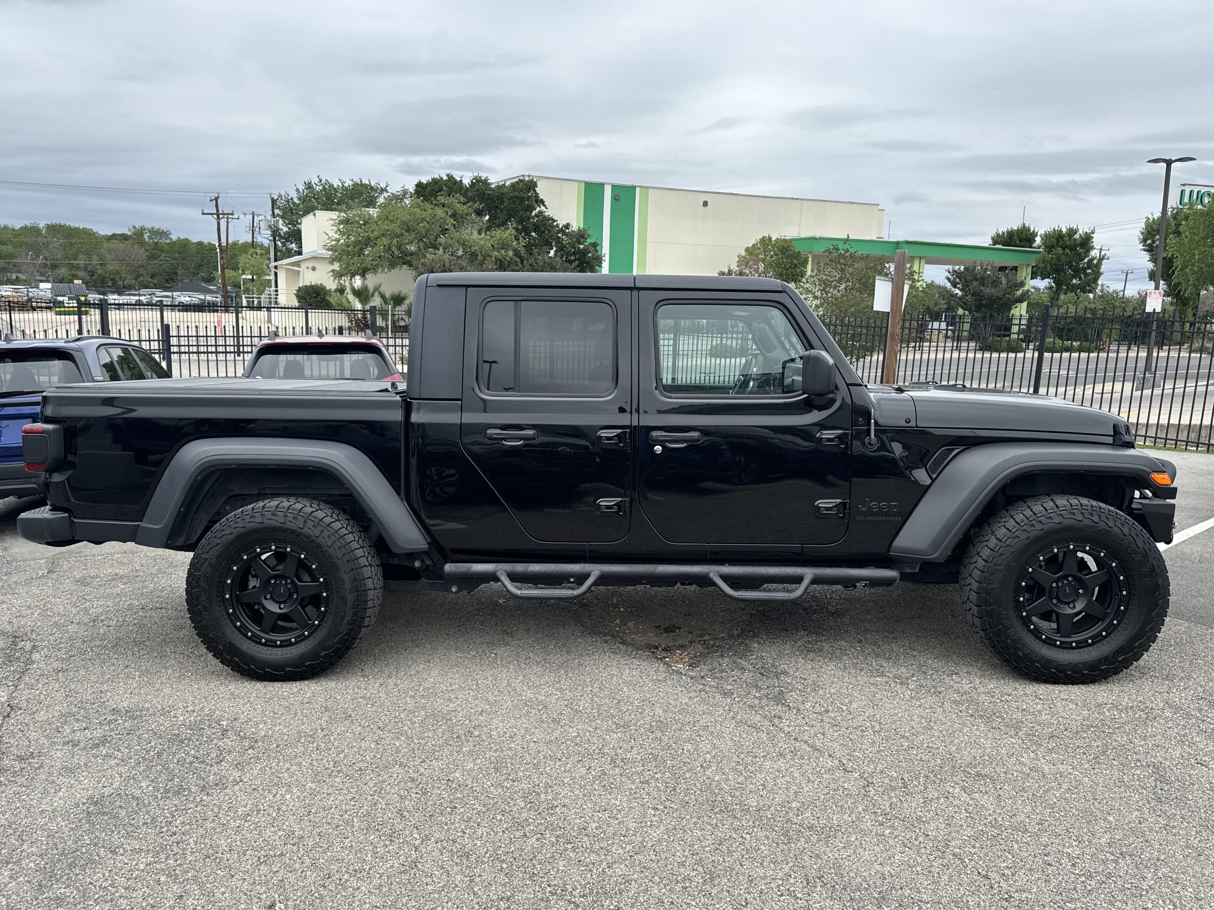 Used 2020 Jeep Gladiator Sport w/ Quick Order Package 24S image 2