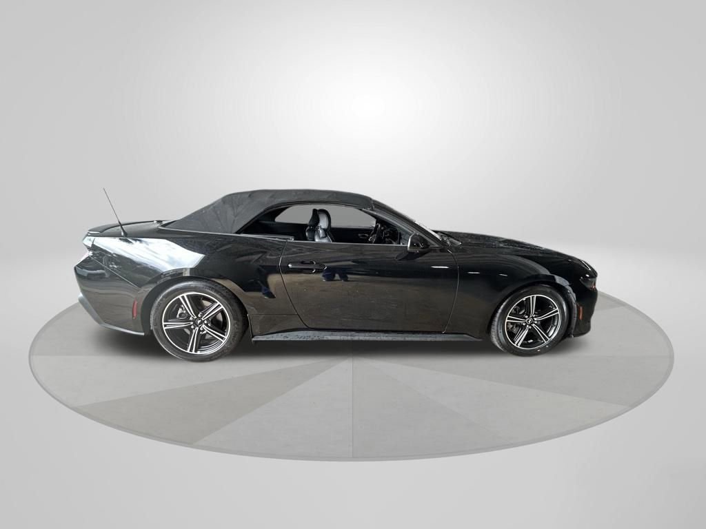 Used 2025 Ford Mustang Premium RWD image 8