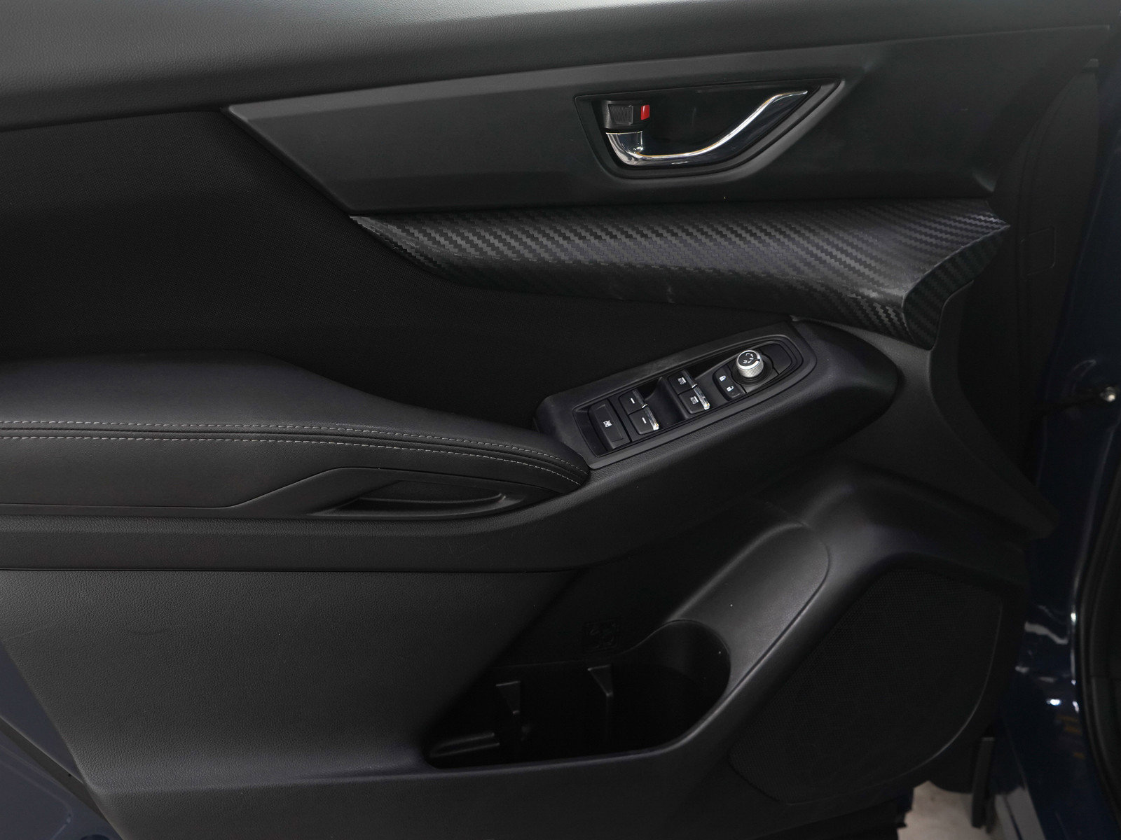 Used 2023 Subaru Ascent Premium image 17