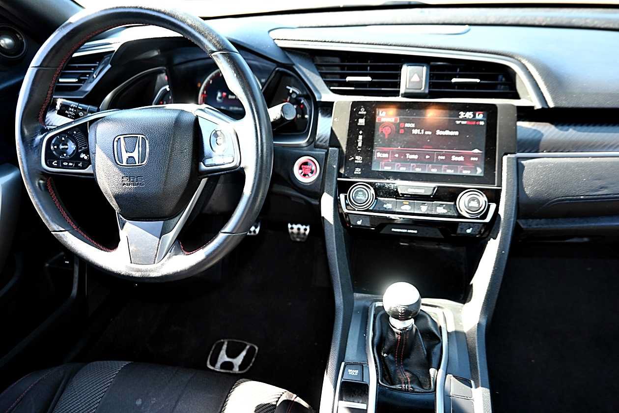 Used 2017 Honda Civic Si image 9