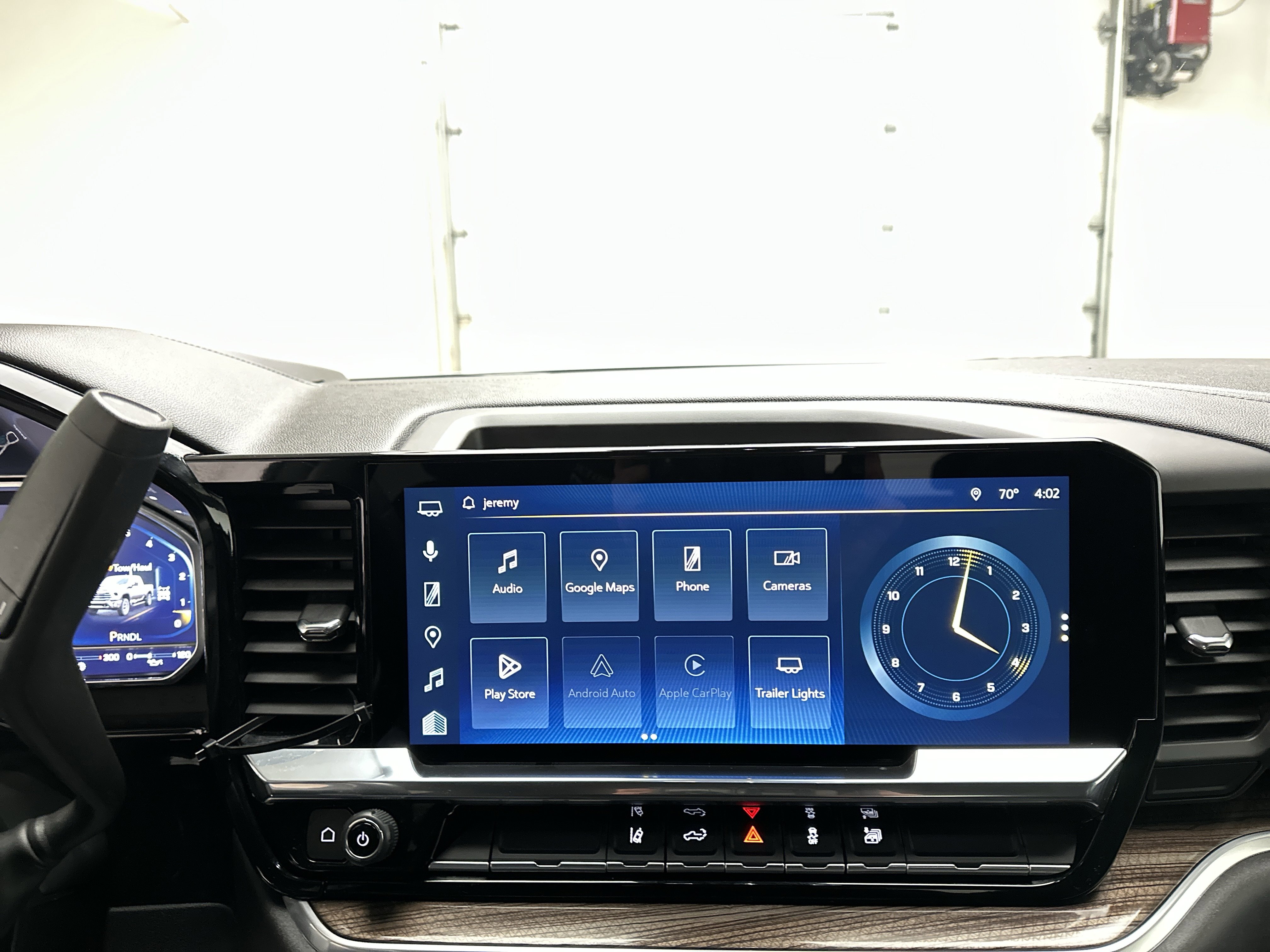 Used 2025 Chevrolet Silverado 2500 LT w/ Convenience Package image 31