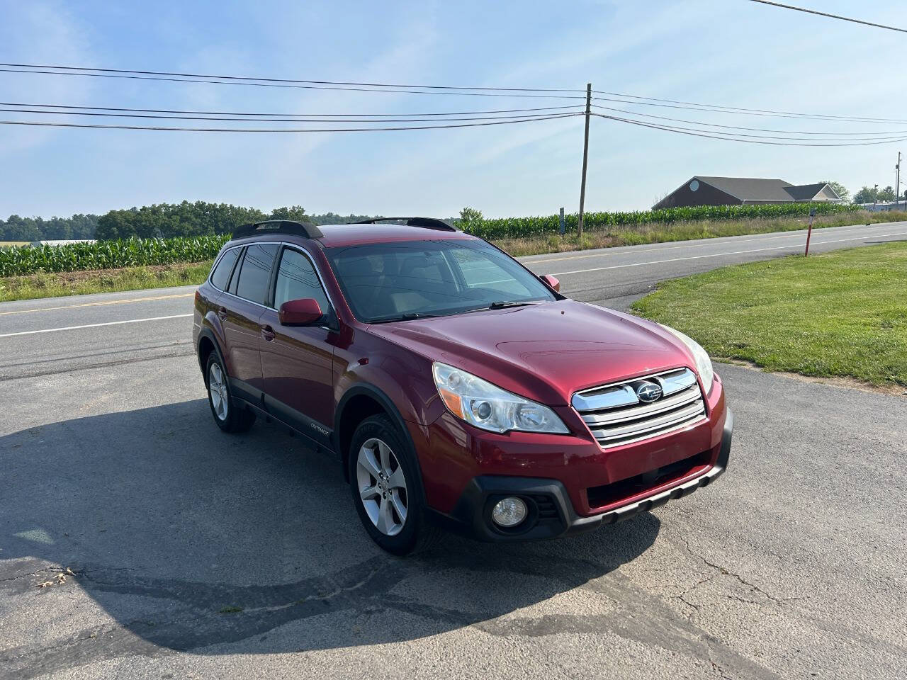 Used 2013 Subaru Outback 2.5i Premium w/ Popular Pkg 2 AWD/4WD image 4