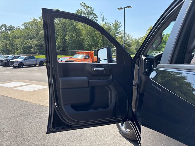 Used 2024 Chevrolet Silverado 2500 Custom image 16