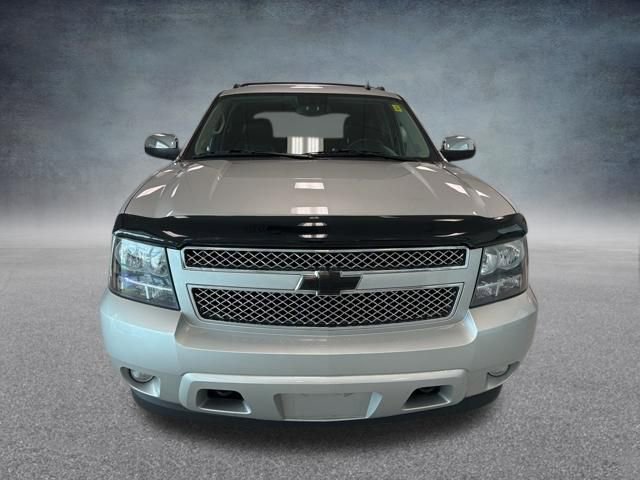 Used 2011 Chevrolet Avalanche LTZ image 3