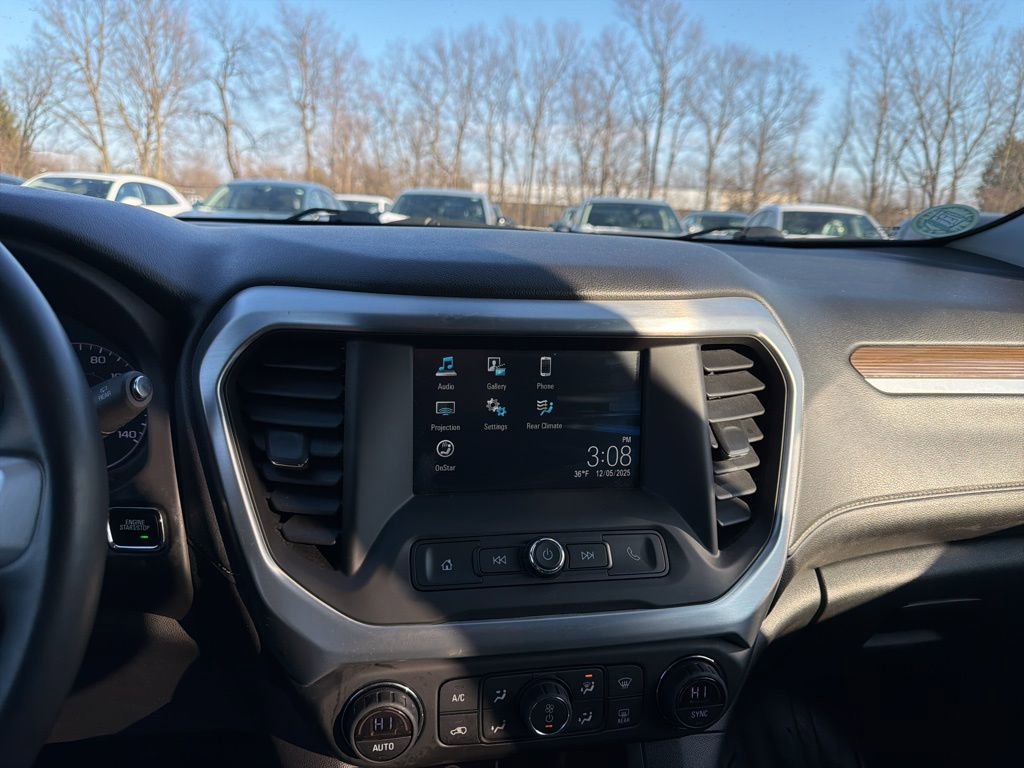 Used 2018 GMC Acadia SLE image 14