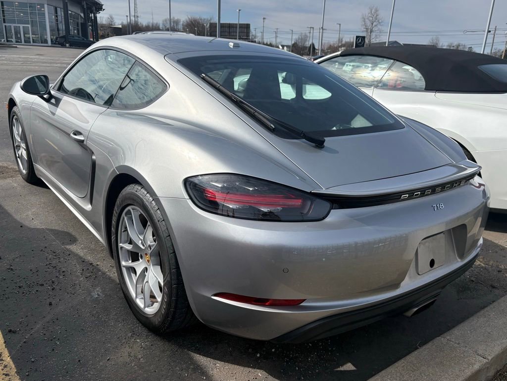 Used 2019 Porsche 718 Cayman image 4