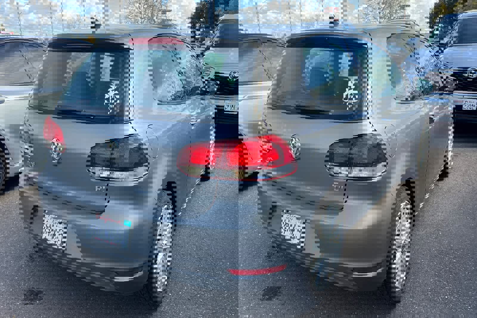 Used 2011 Volkswagen Golf TDI image 2