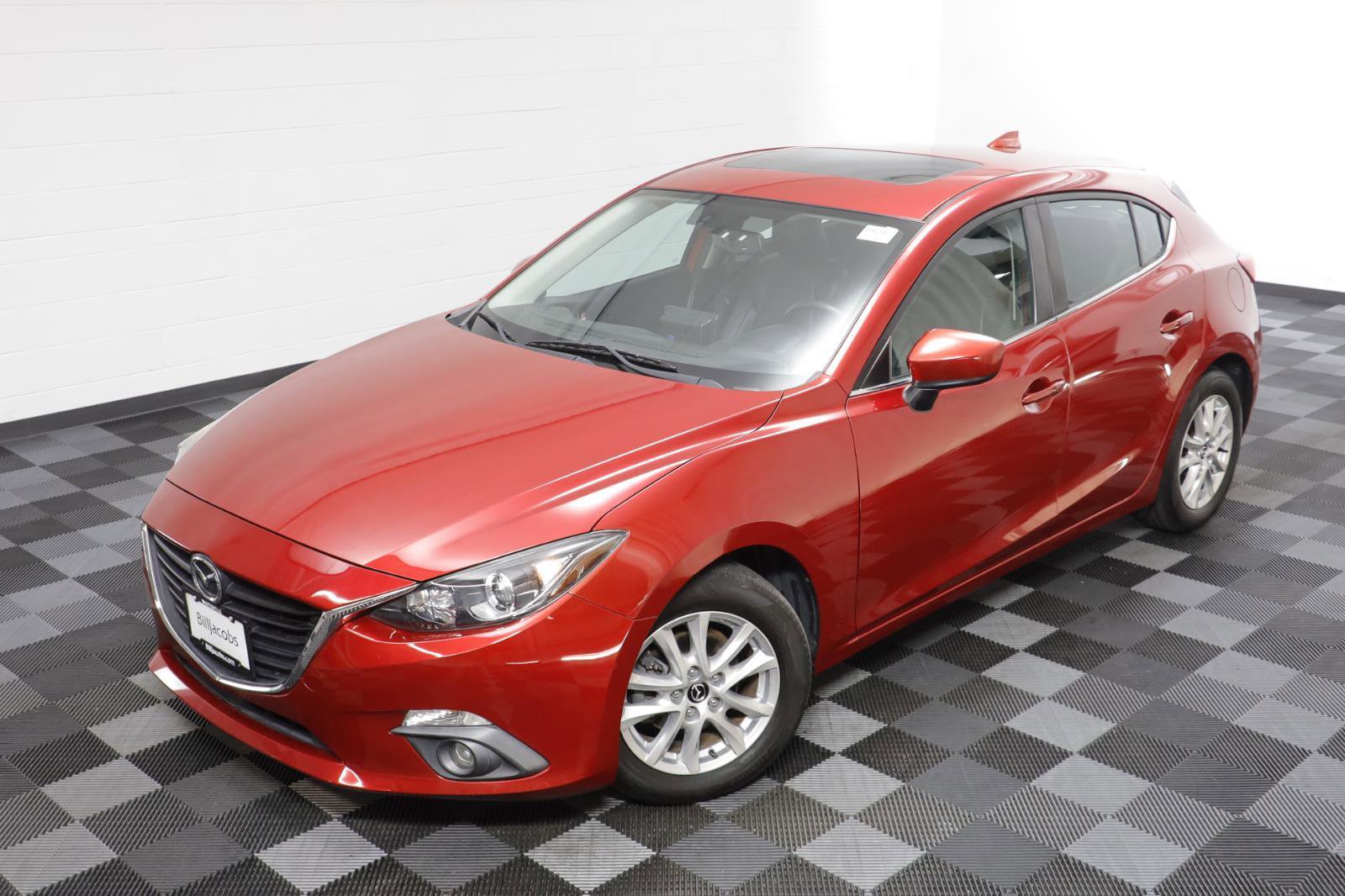 Used 2016 MAZDA MAZDA3 i Grand Touring image 2