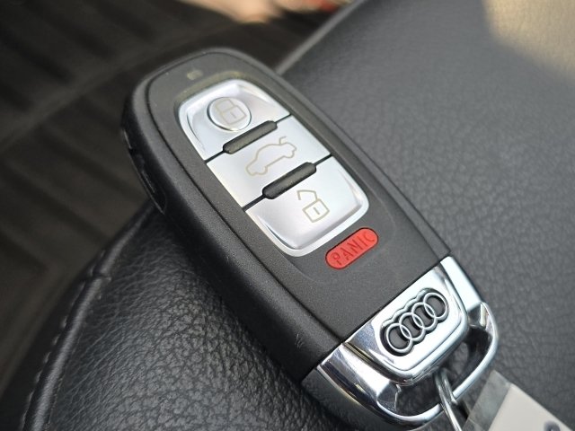 Used 2013 Audi A4 Premium w/ Convenience Pkg AWD/4WD image 21