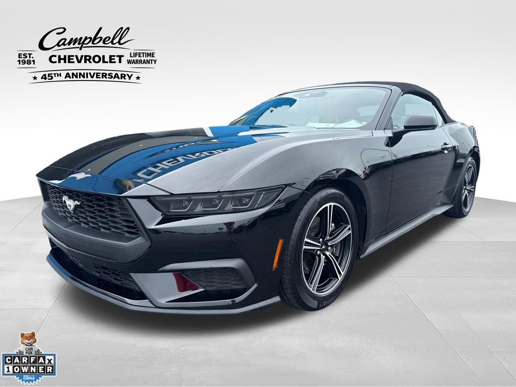 Used 2025 Ford Mustang Premium RWD image 1