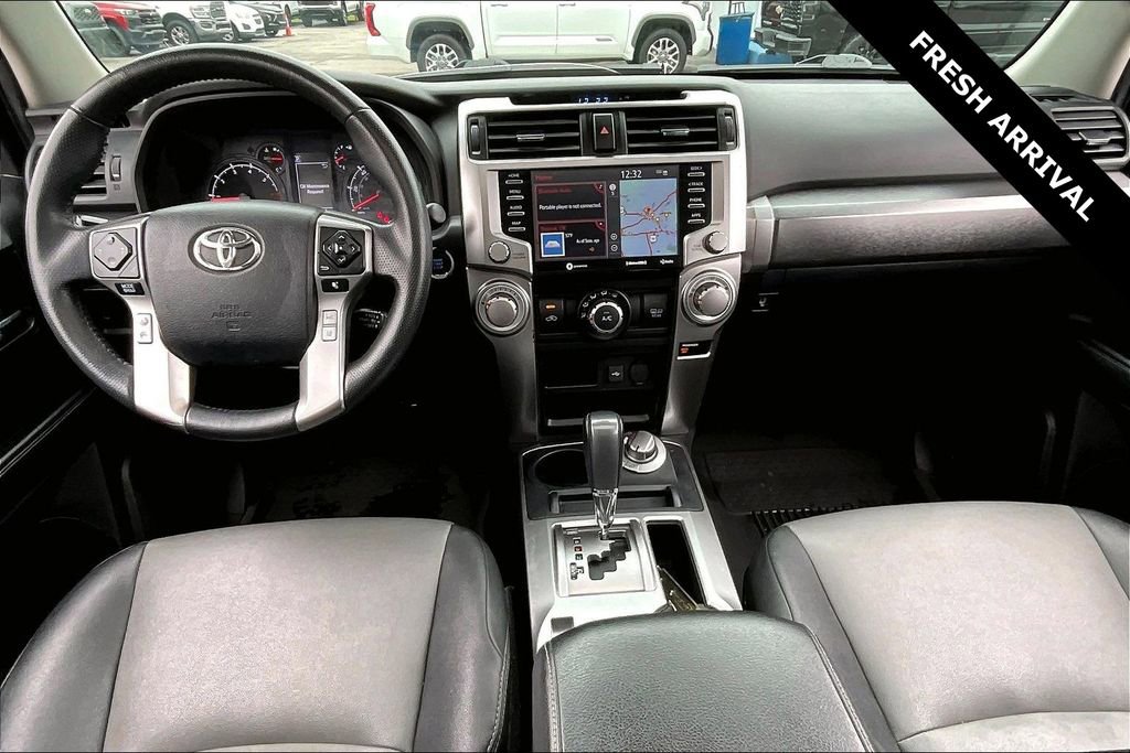 Used 2021 Toyota 4Runner SR5 Premium w/ Moonroof Package AWD/4WD image 7